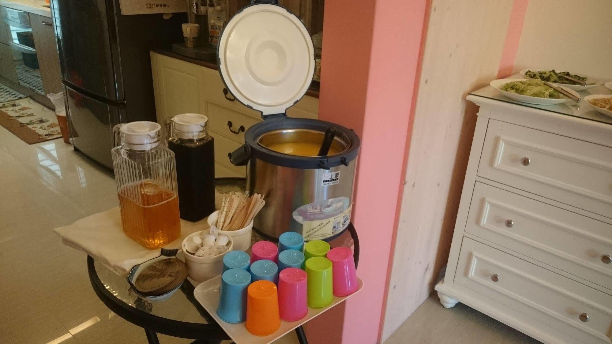 Happy Sun Apartment Taitung Екстериор снимка