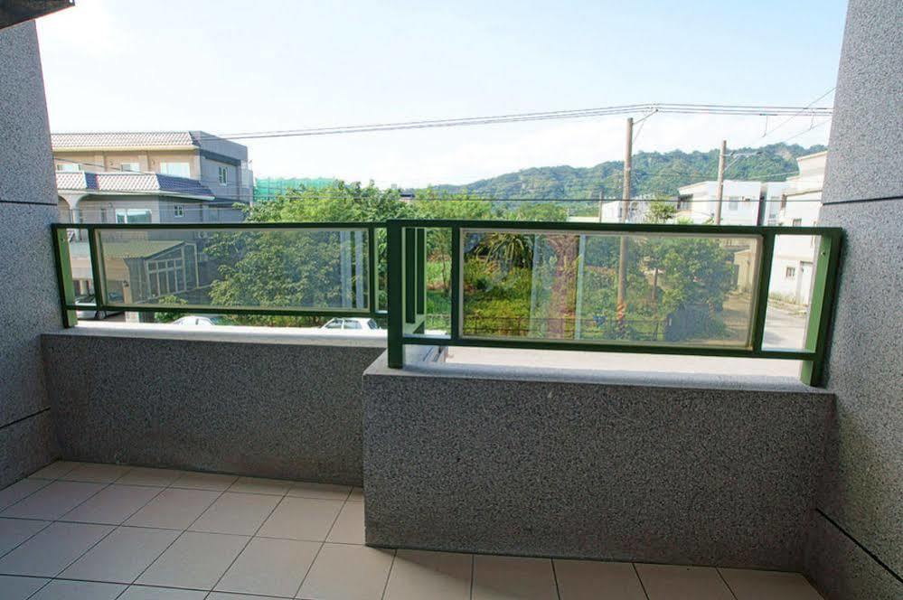 Happy Sun Apartment Taitung Екстериор снимка
